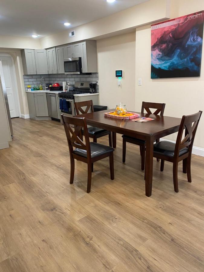 فيلادلفيا Private Room In South Philly Near Arenas! المظهر الخارجي الصورة