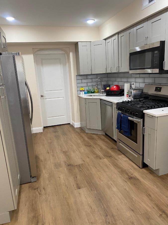 فيلادلفيا Private Room In South Philly Near Arenas! المظهر الخارجي الصورة