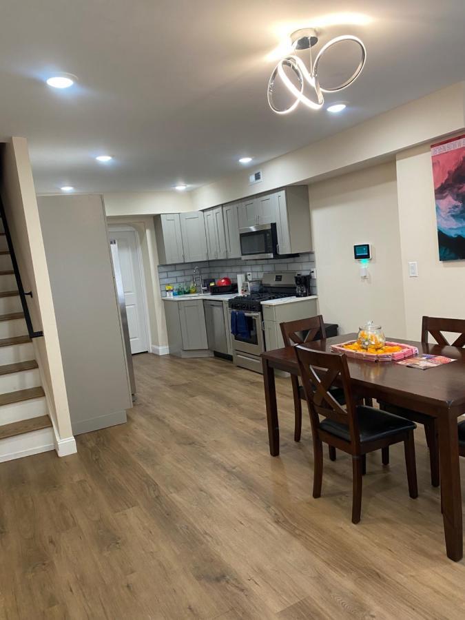فيلادلفيا Private Room In South Philly Near Arenas! المظهر الخارجي الصورة