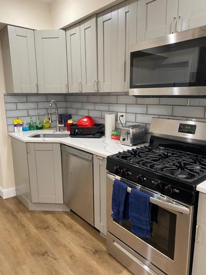 فيلادلفيا Private Room In South Philly Near Arenas! المظهر الخارجي الصورة