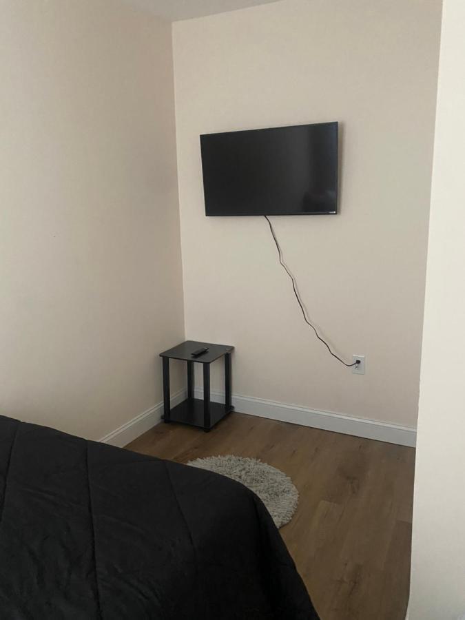 فيلادلفيا Private Room In South Philly Near Arenas! المظهر الخارجي الصورة