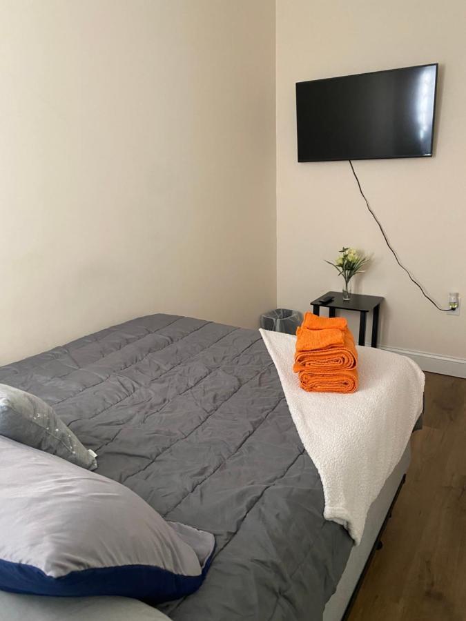 فيلادلفيا Private Room In South Philly Near Arenas! المظهر الخارجي الصورة