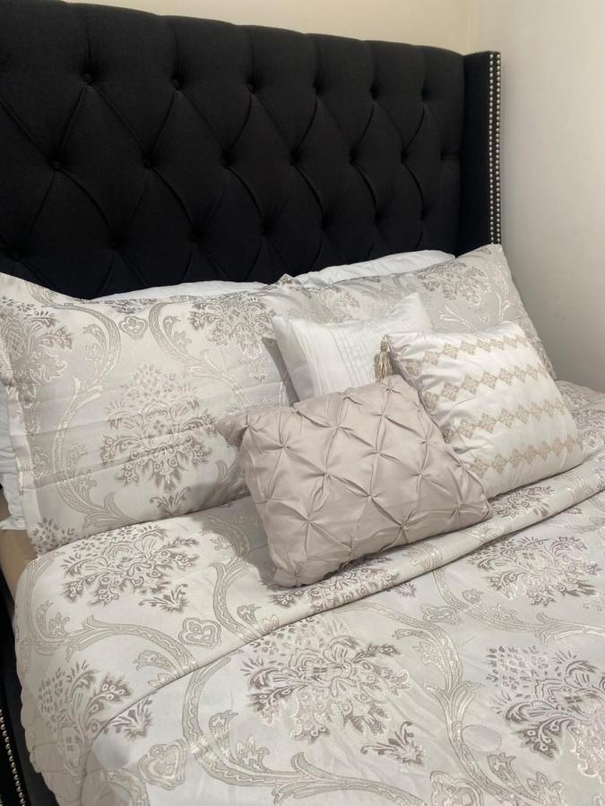 فيلادلفيا Private Room In South Philly Near Arenas! المظهر الخارجي الصورة