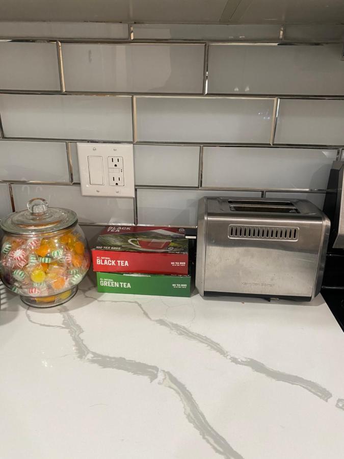 فيلادلفيا Private Room In South Philly Near Arenas! المظهر الخارجي الصورة